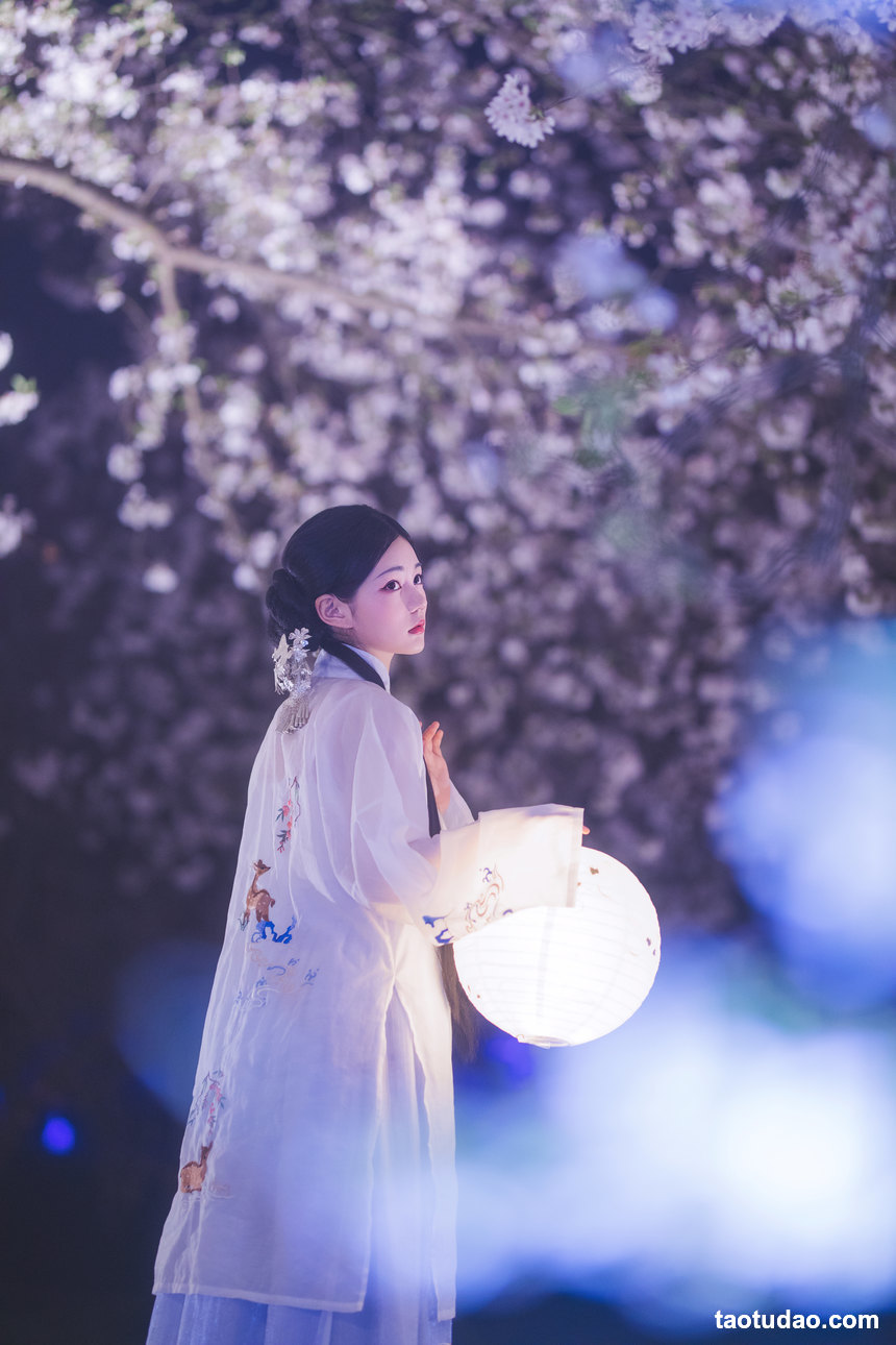 图片[2]-[YITUYU艺图语]2022.05.11 梦遣看花人 吴莹琨琨[21+1P／391MB]-绅士图