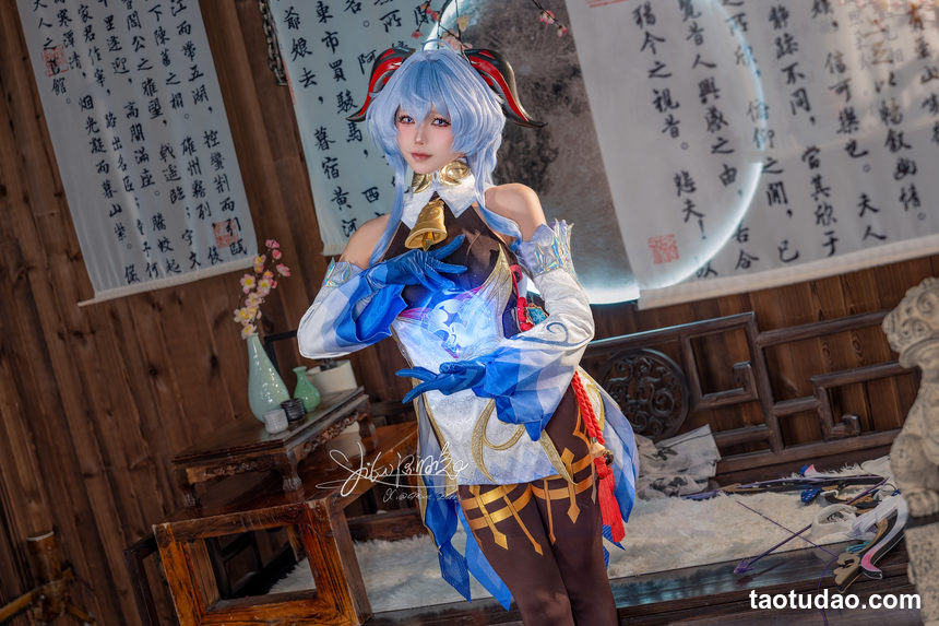 图片[2]-咬一口兔娘(Yiko湿润兔) –   循循守月 甘雨 [75P1V-1.92GB]-绅士图