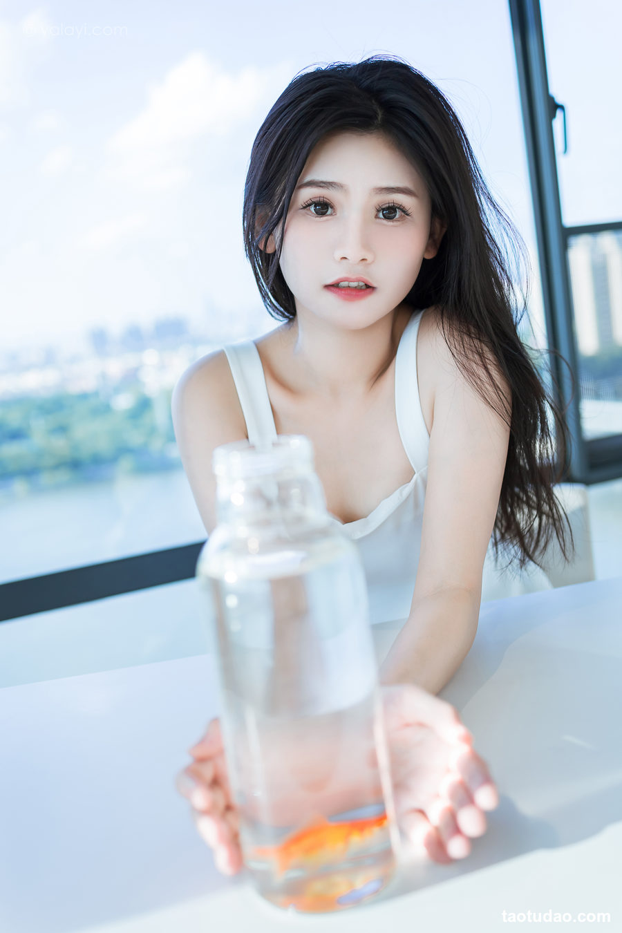 图片[2]-[YALAYI雅拉伊]2023.09.28 NO.1077 柔和触感[36+1P／214MB]-绅士图