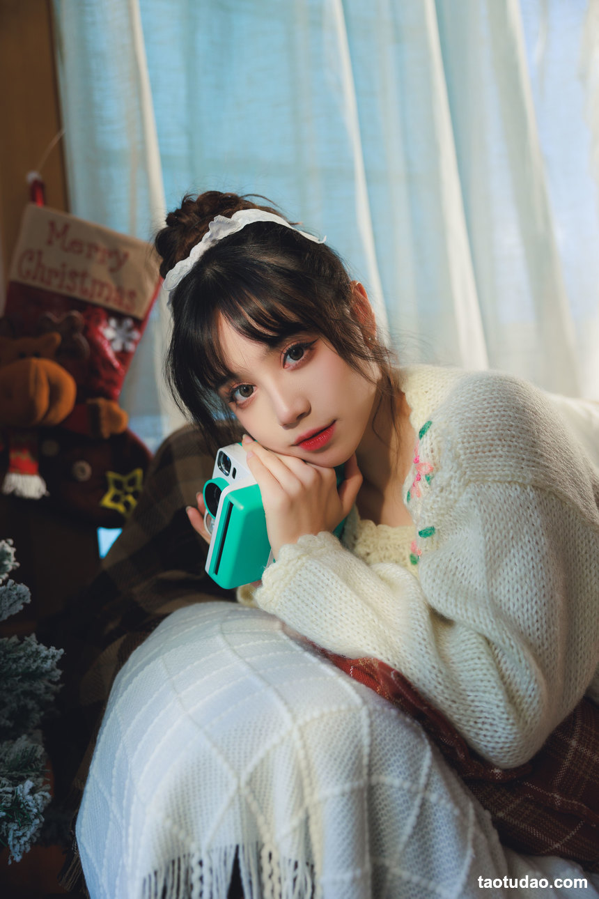 图片[2]-[YITUYU艺图语]2022.06.17 少女圣诞季 贰加六[35+1P／76.3MB]-绅士图