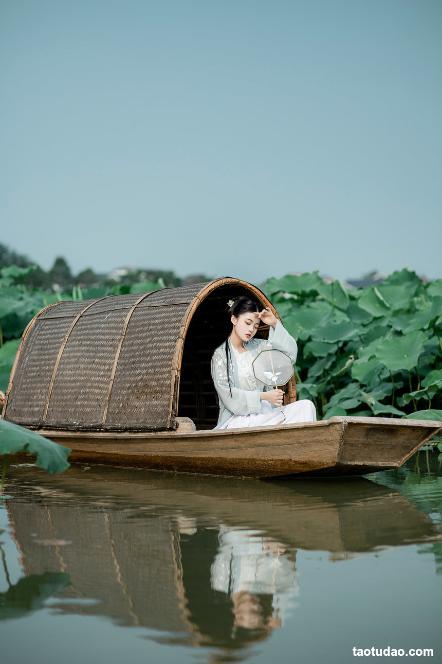 图片[3]-[YITUYU艺图语]2022.03.05 青莲 知予北[24+1P／265MB]-绅士图