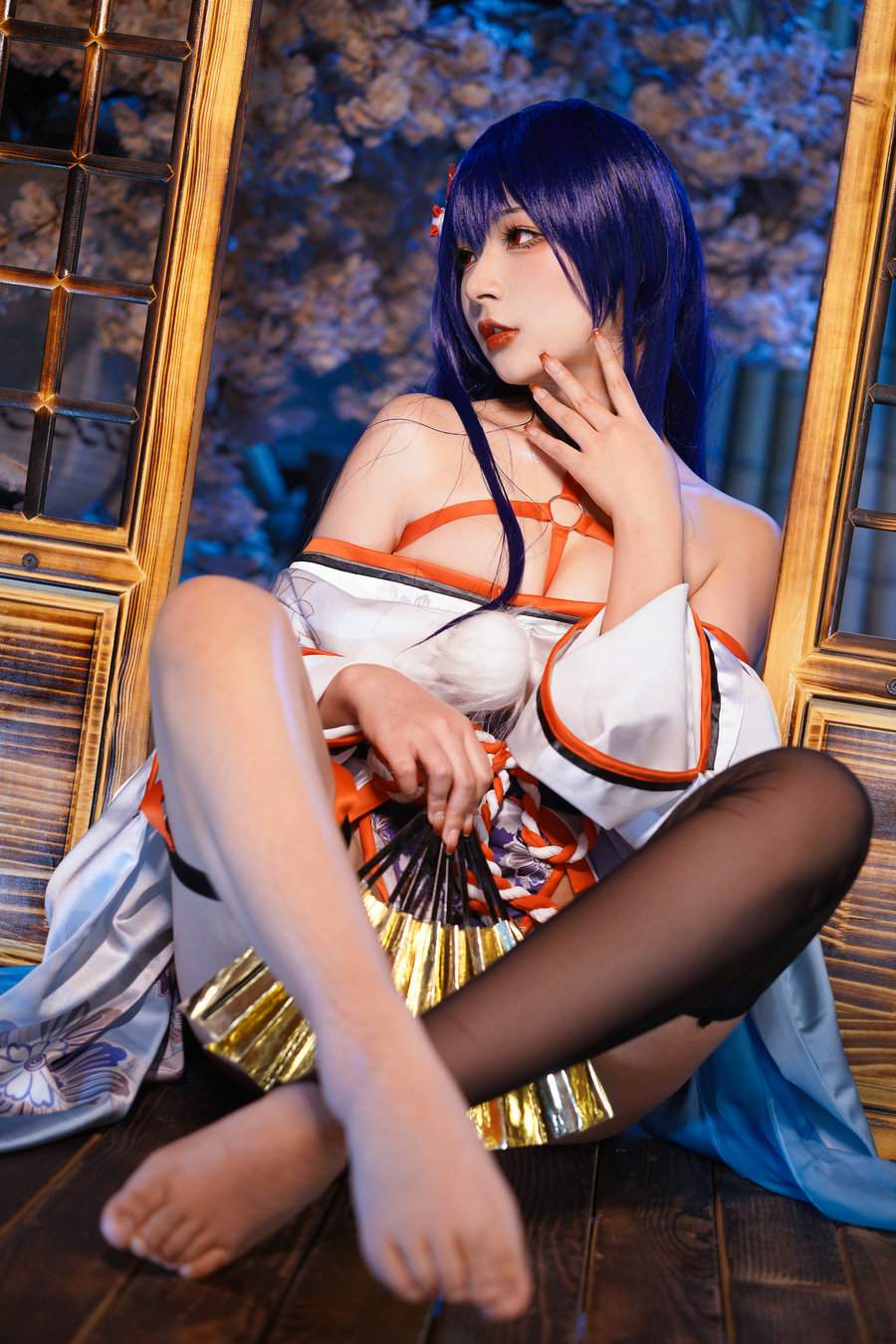 Kokuhui Vol.05 - Erophone Re Mako 真子 / 82P-956MB / cos萌妹-绅士图