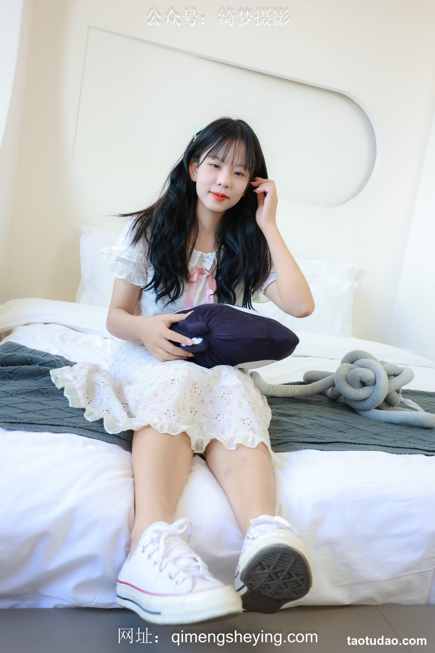 图片[2]-[绮梦摄影] 2024.11.01 NO.070 琳琳 珍藏无修无水印版 [215P+1V-5.58G]-绅士图