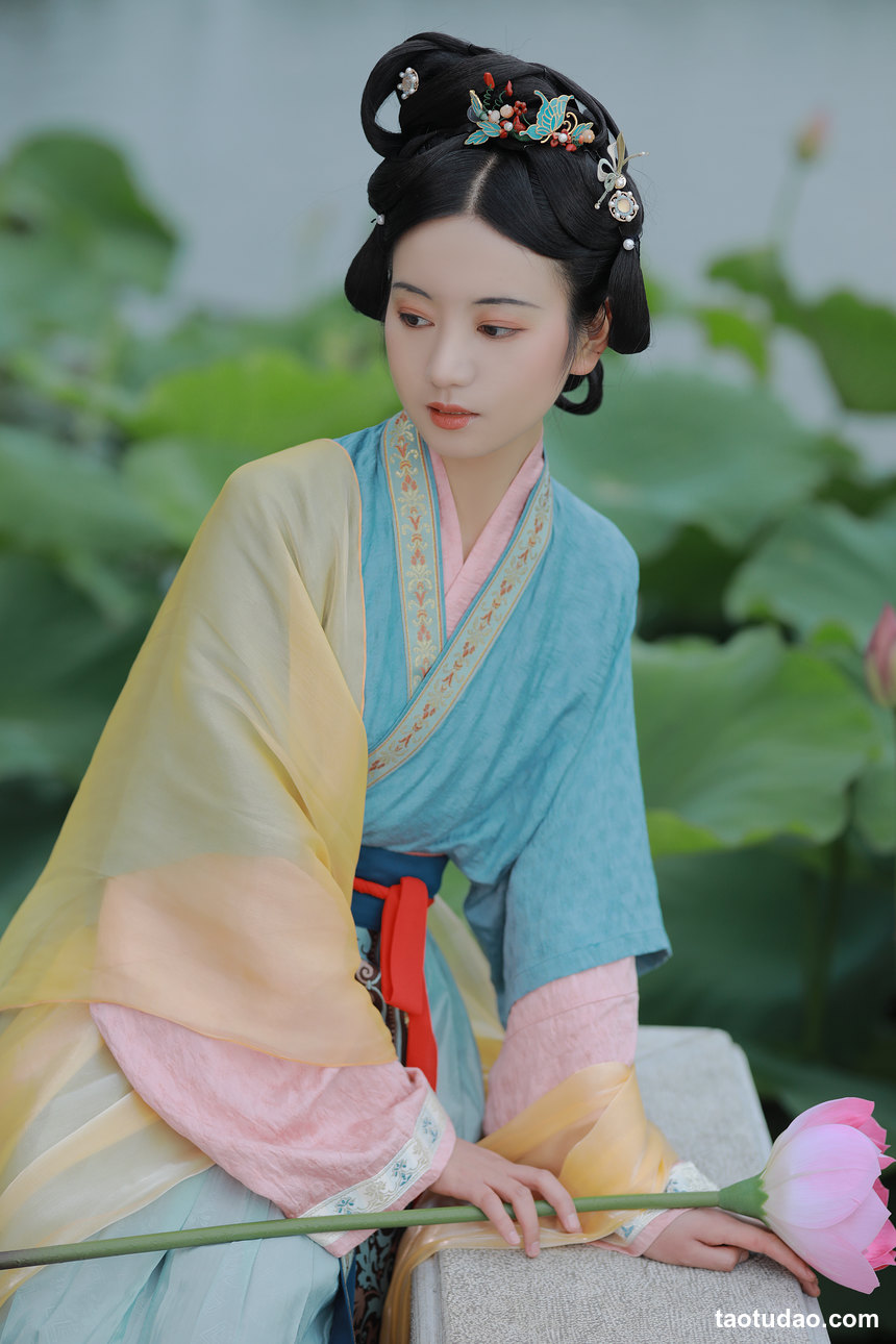 图片[4]-[YITUYU艺图语]2022.08.12 夏日长 瑜瑾[38+1P／780MB]-绅士图