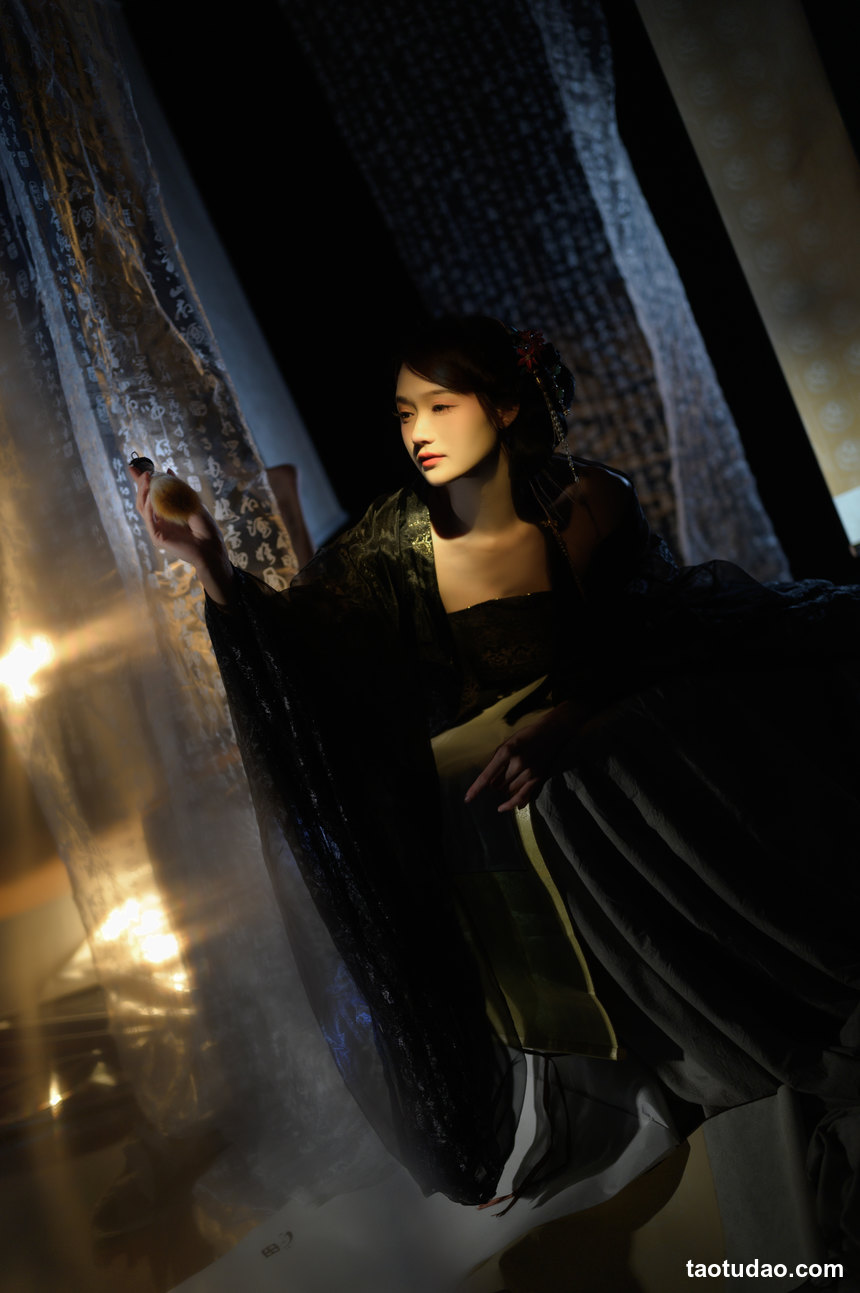 图片[4]-[YITUYU艺图语]2022.07.22 执笔之思 兔子Zzz不吃胡萝卜[35+1P／380MB]-绅士图