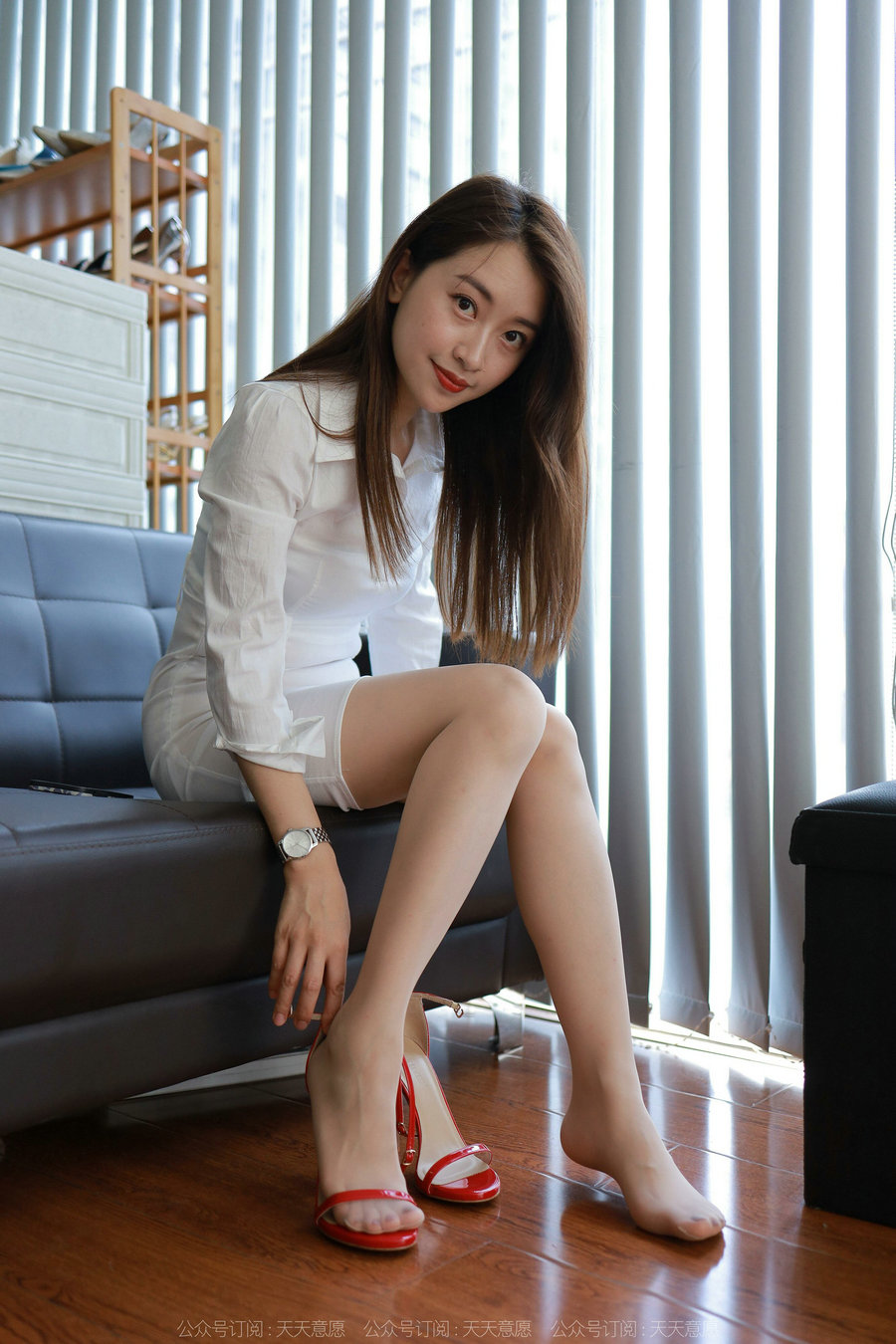 IESS异思趣向 - 模特：小婕《白色包臀裙》/ 93P-139MB / 机构-艺库