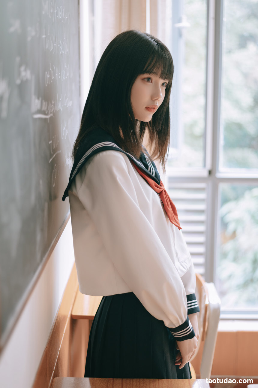 图片[2]-[YITUYU艺图语]2022.05.10 教室少女 玉禾[19+1P／204MB]-绅士图