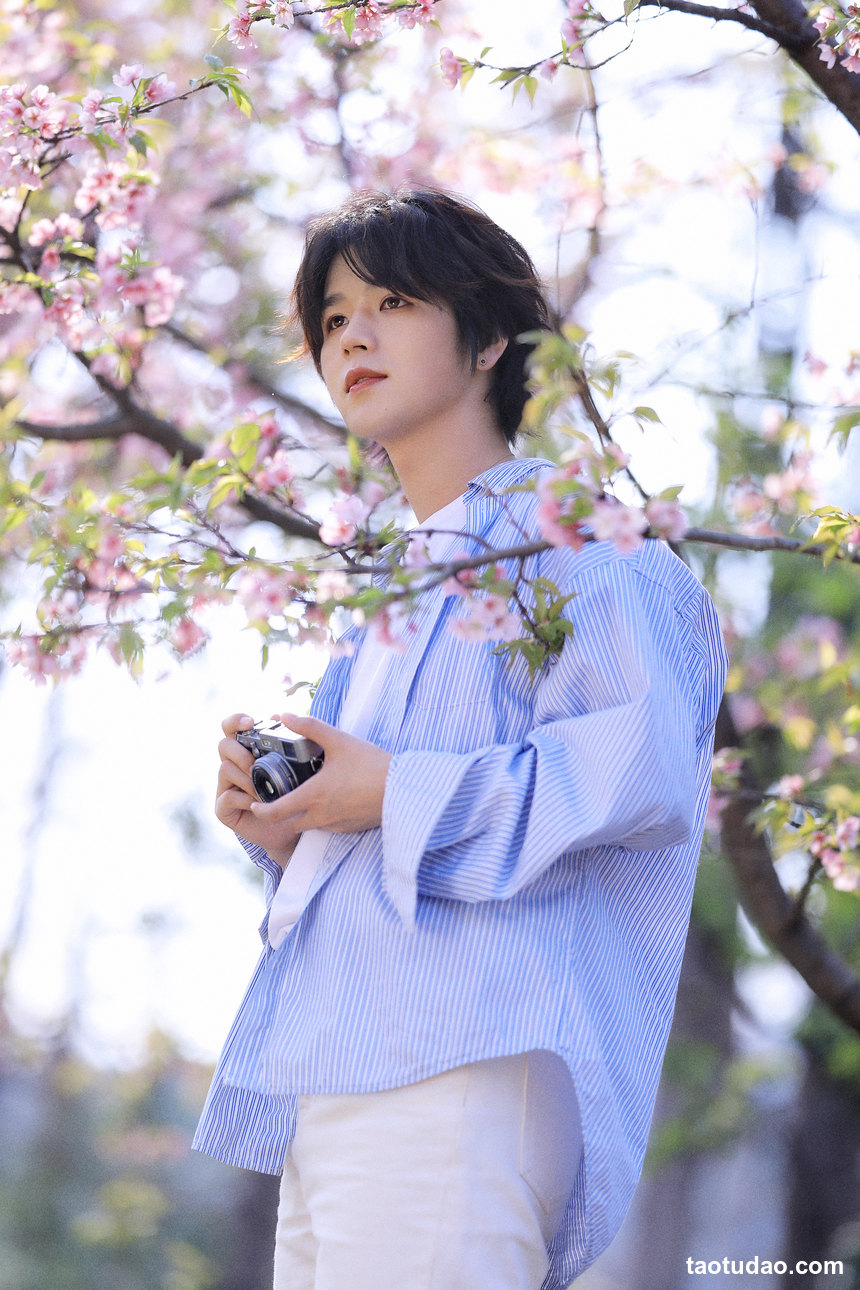 图片[4]-[YITUYU艺图语]2022.05.29 樱花少年 李宇轩Yashon[22+1P／369MB]-绅士图