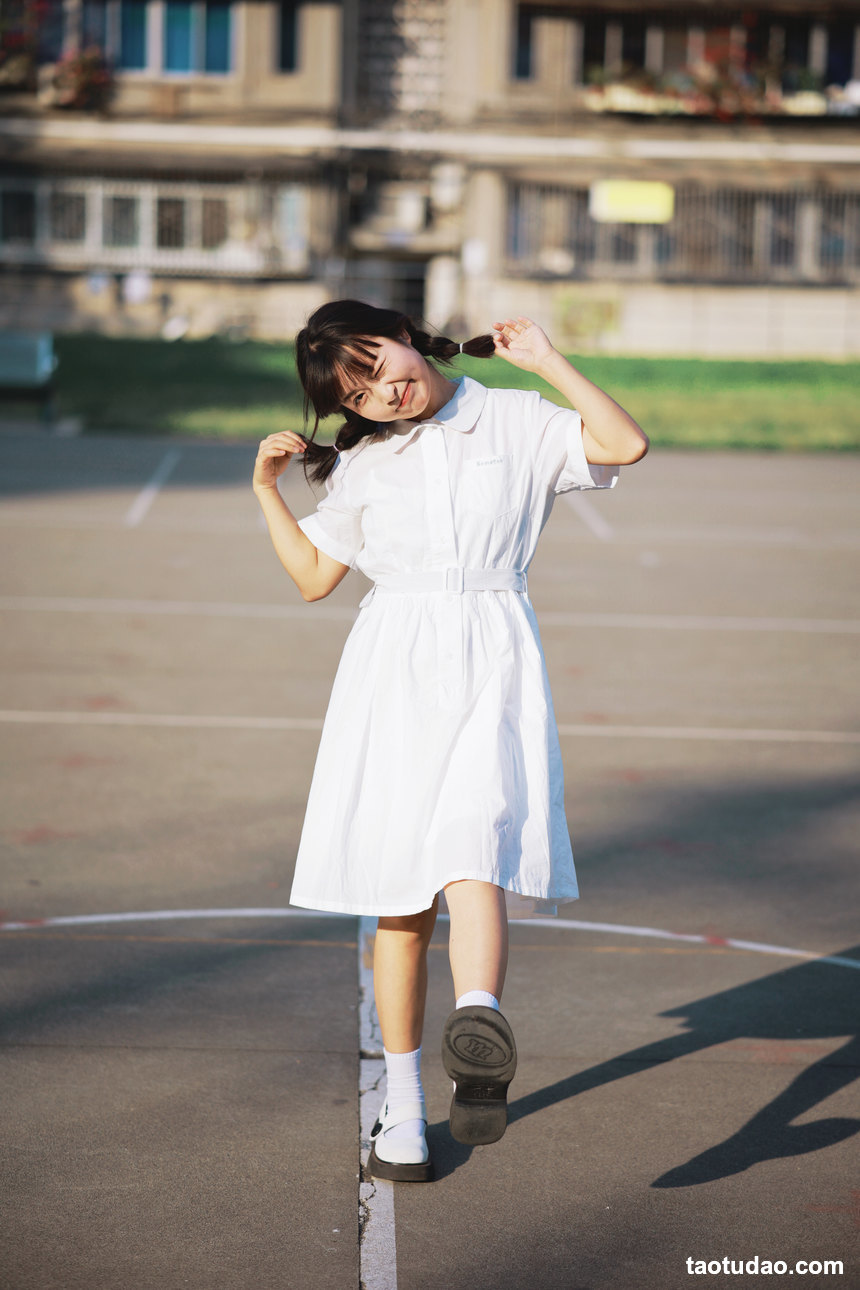 图片[2]-[YITUYU艺图语]2022.06.23 洛丽塔 清水由乃[37+1P／864MB]-绅士图