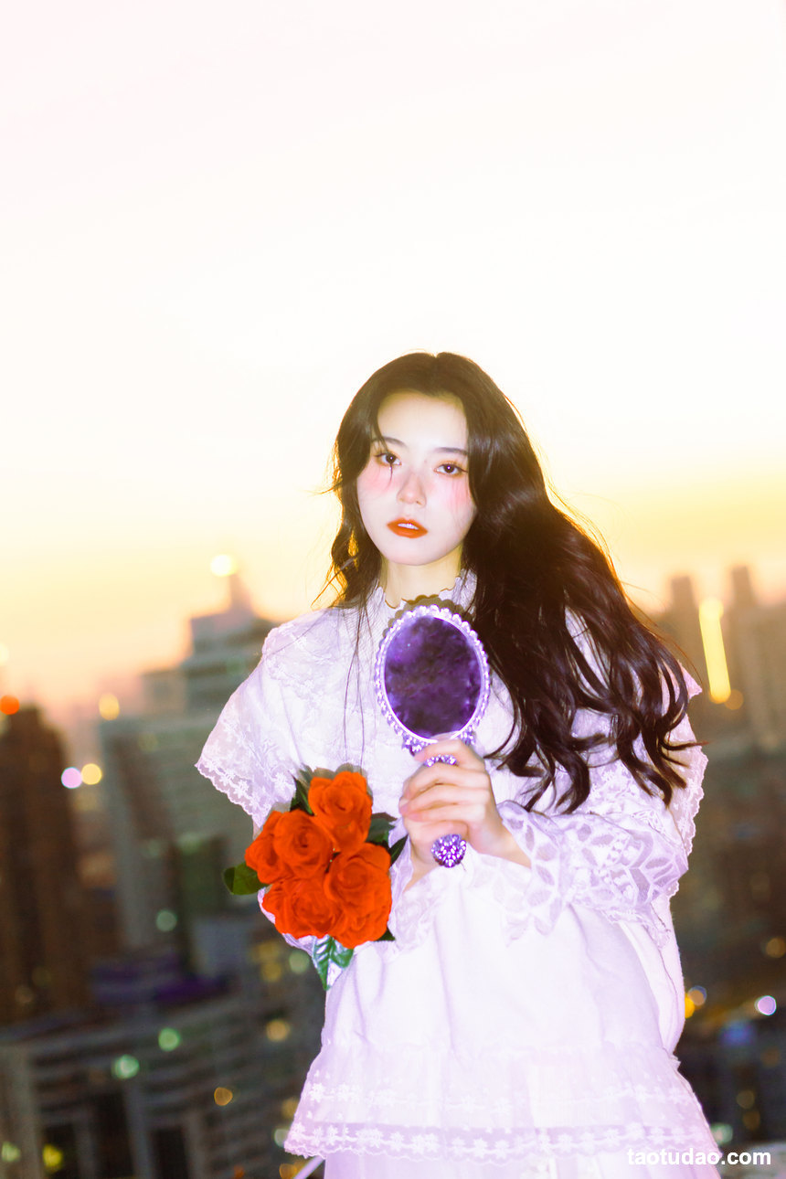 图片[4]-[YITUYU艺图语]2022.08.20 浪漫出逃 静鏡婧[26+1P／233MB]-绅士图