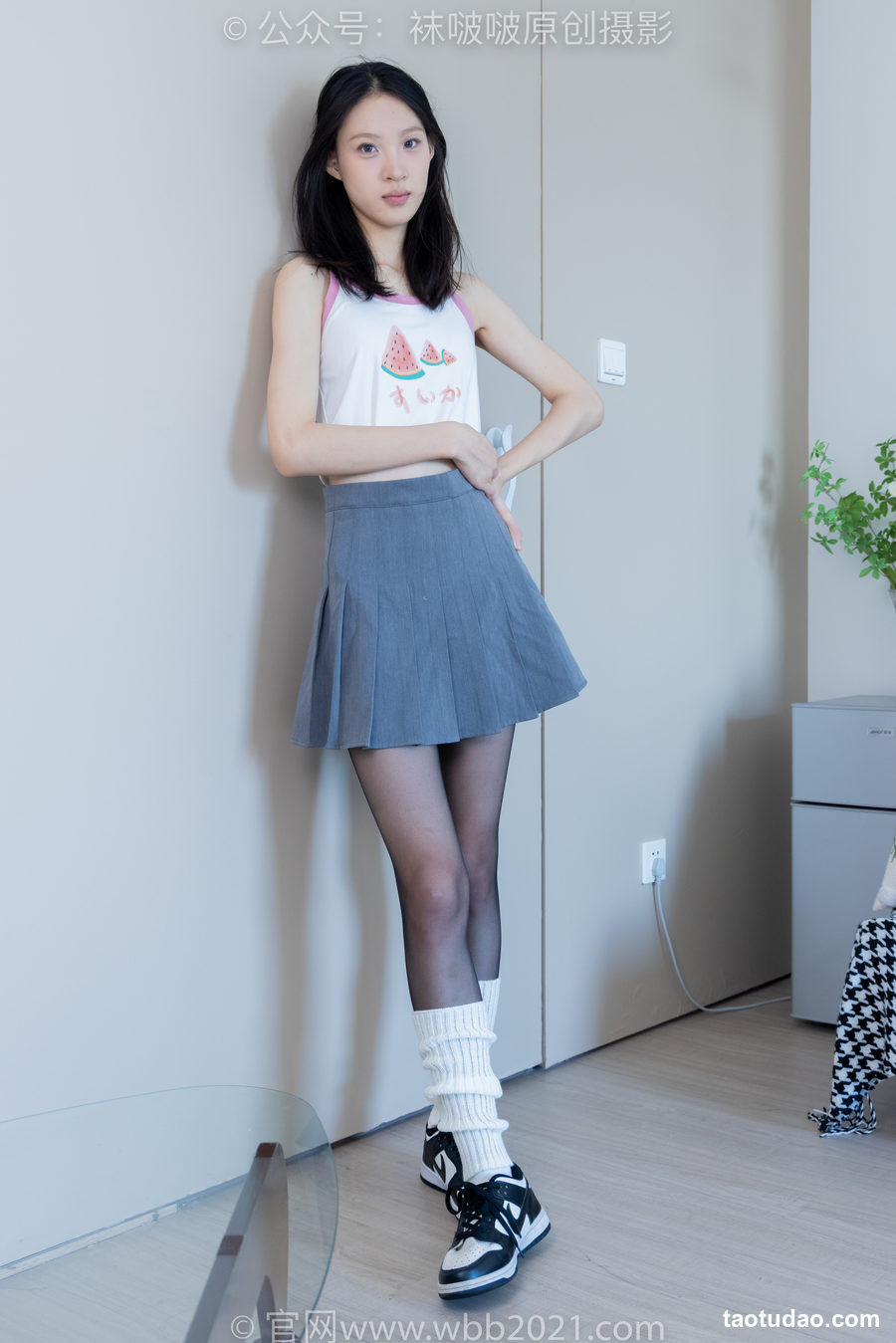 图片[2]-[BoBoSocks袜啵啵]NO.333 雪糕-板鞋、白棉袜、黑丝、堆堆袜套[140P+1V／5.93GB]-绅士图