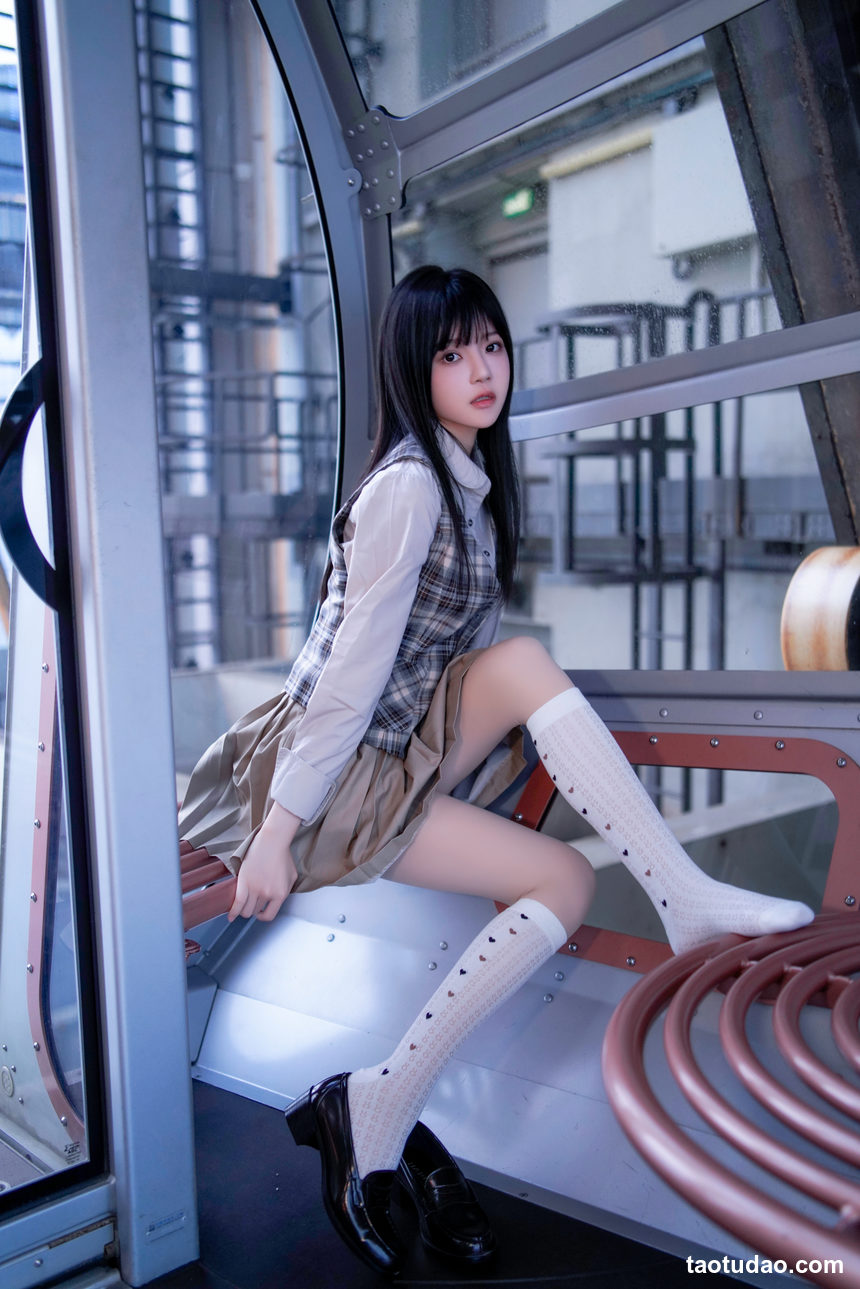 图片[2]-桜桃喵-制服摩天轮[27P-695MB]-绅士图