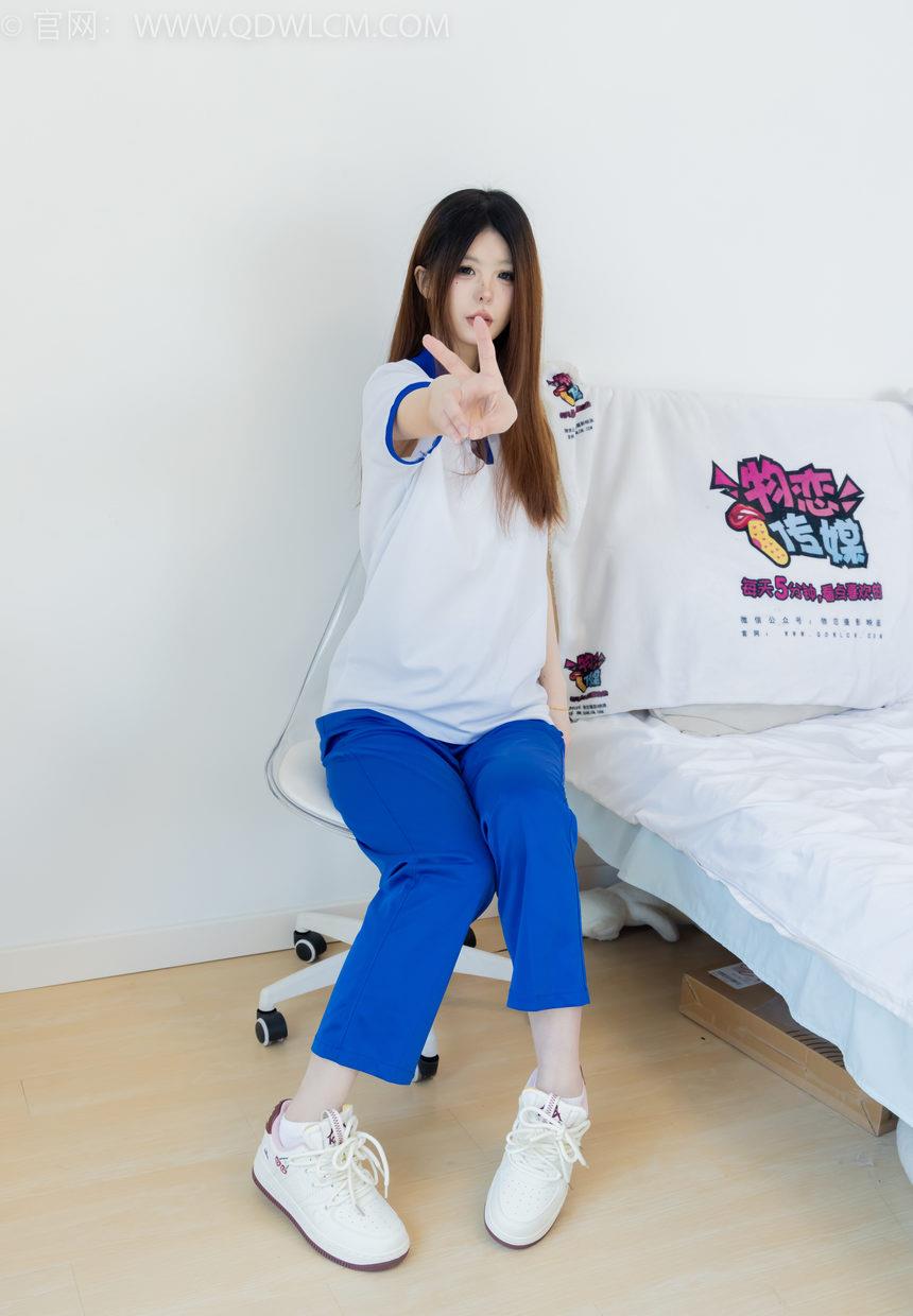 物恋传媒 NO.2301 曲奇-板鞋、白短棉袜、裸足、校服[150P-1V-3.4G]-绅士图