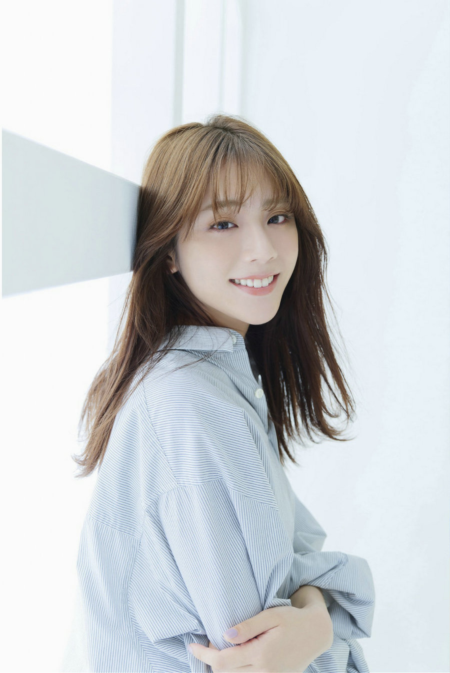 貴島明日香 透明な素肌 / 32P19MB / 日系-绅士图