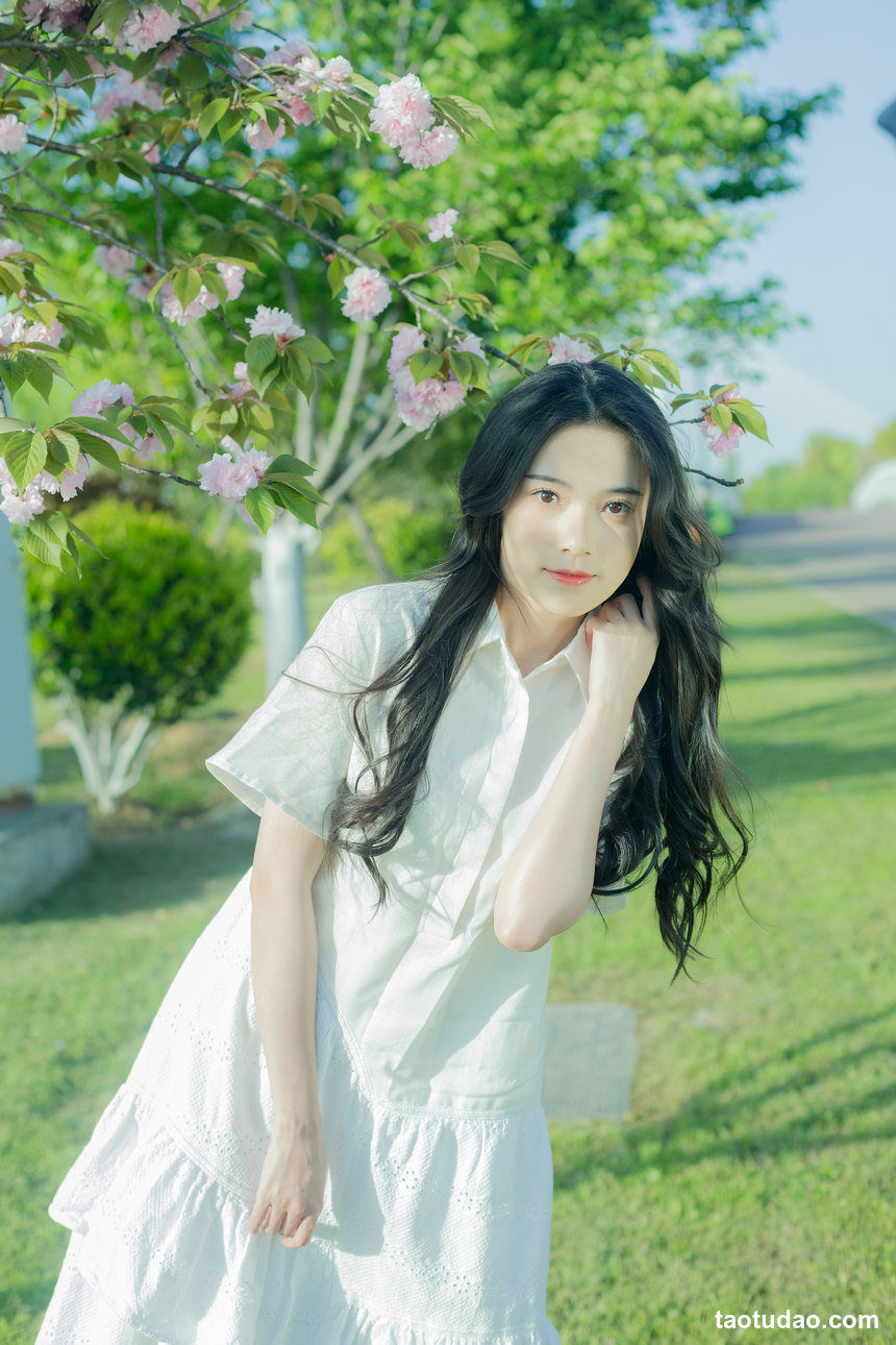 图片[4]-[YITUYU艺图语]2022.07.29 给晚樱的情歌 静鏡婧[27+1P／266MB]-绅士图