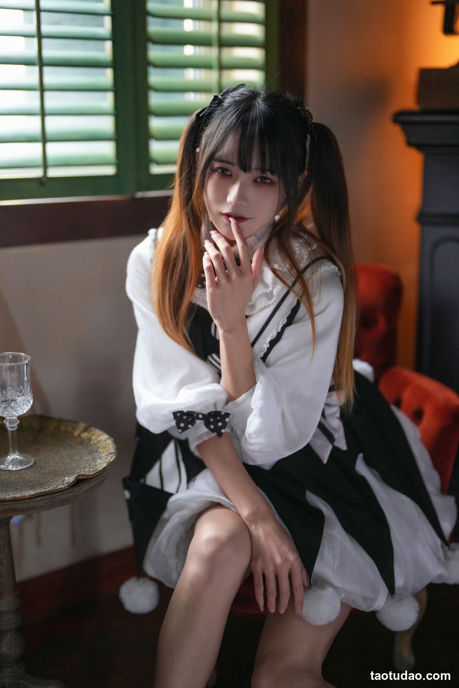 图片[2]-兔子Zzz不吃胡萝卜 – NO.133 怪盗魔术师 [31P-386MB]-绅士图