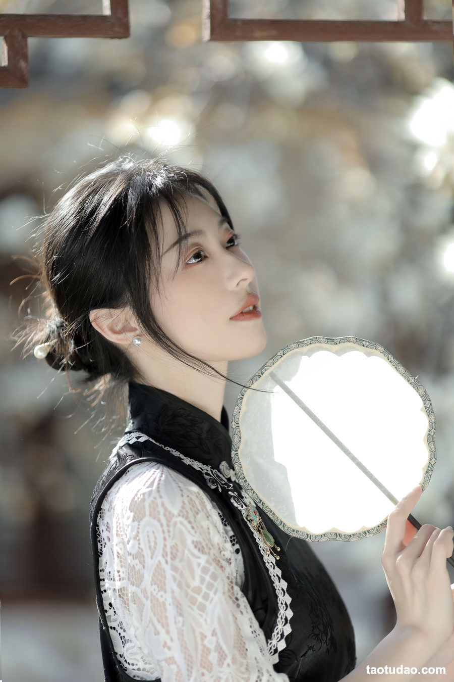 图片[3]-[YITUYU艺图语]2023.03.25 玉兰花 粉面姑娘[26+1P／261MB]-绅士图