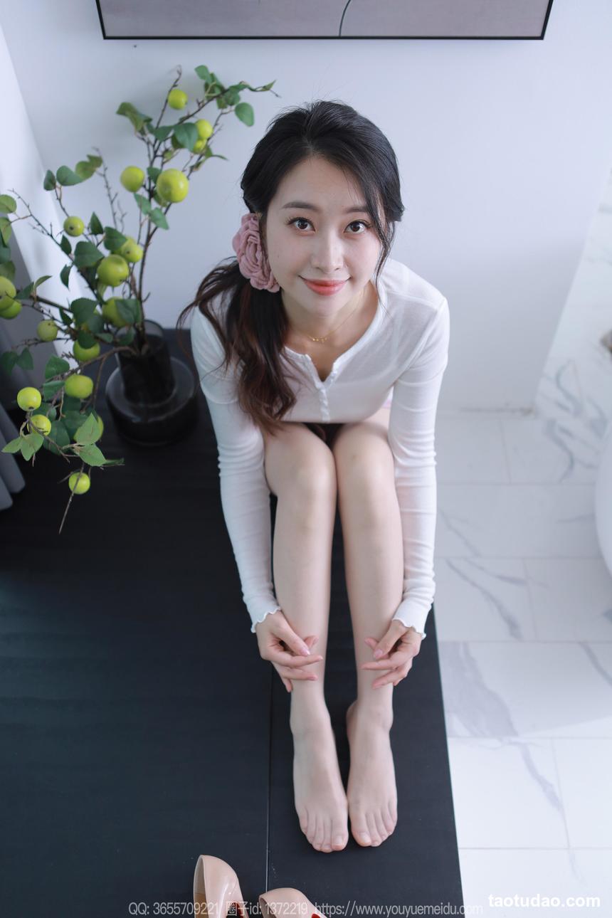 图片[2]-[IESS异思趣向] 2024.05.12 丝享家 1739 小婕《白色温柔》[86P-64MB]-绅士图