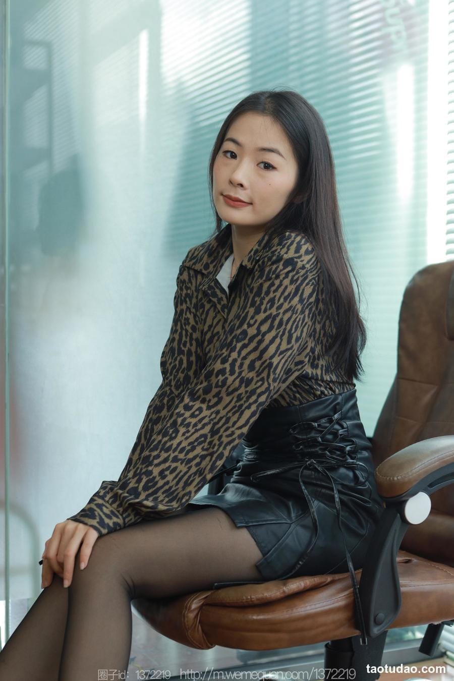 图片[4]-[IESS异思趣向] 2023.08.08 丝享家 1501 小金《黑色指甲》[88P-88.4M]-绅士图