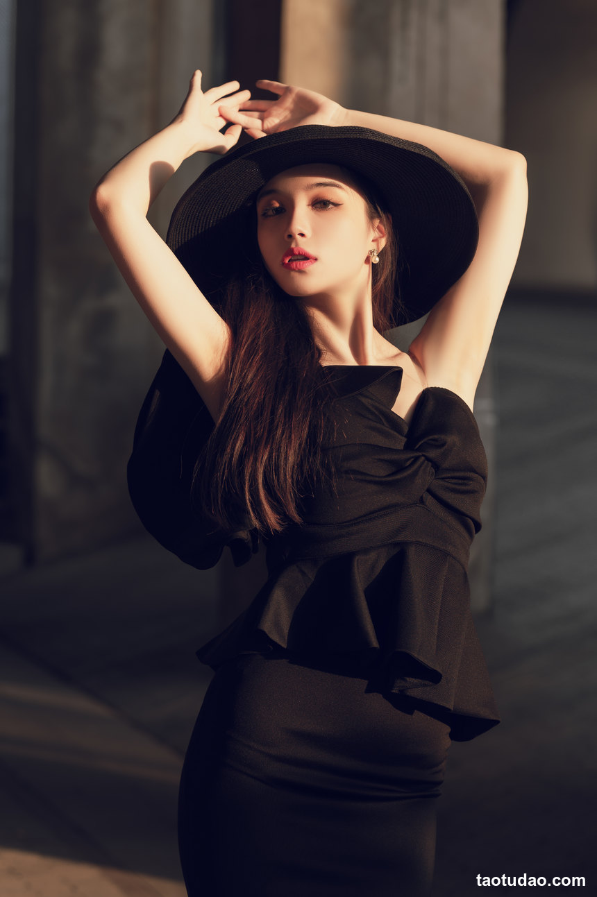 图片[2]-[YITUYU艺图语]2022.06.06 龙美的传说 贰加六[40+1P／410MB]-绅士图