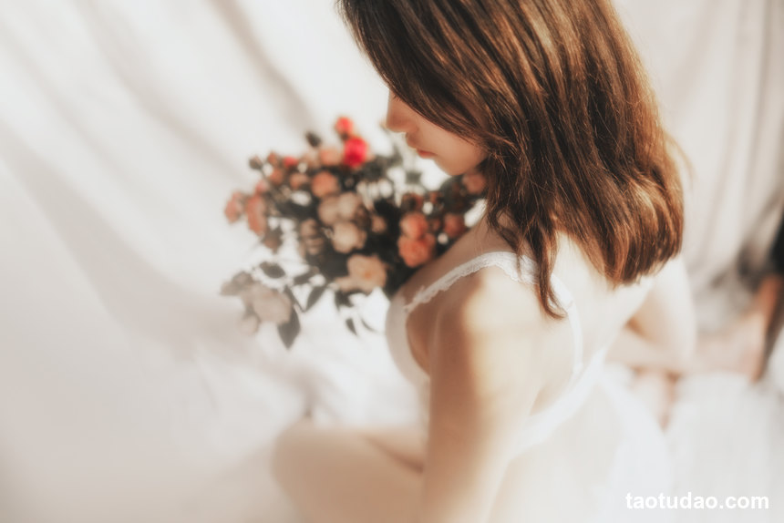 图片[4]-[YITUYU艺图语]2022.04.16 L’Amant 沧霁桔梗[23+1P／497MB]-绅士图