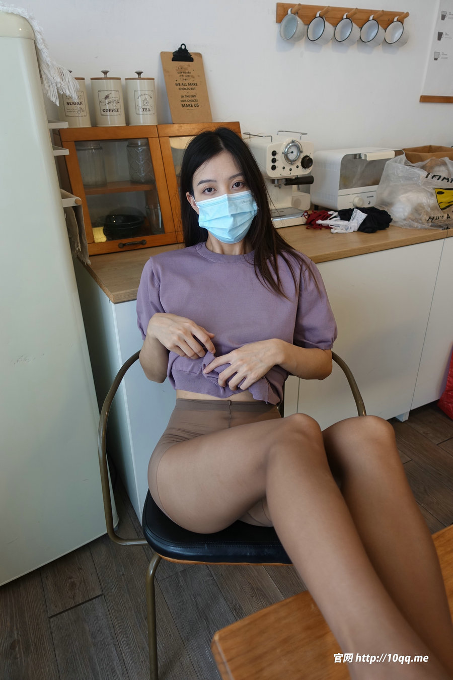 / ROSI写真 /口罩系列 2023.08.17 NO.2622 / 32P37MB / 丝袜丝足-绅士图