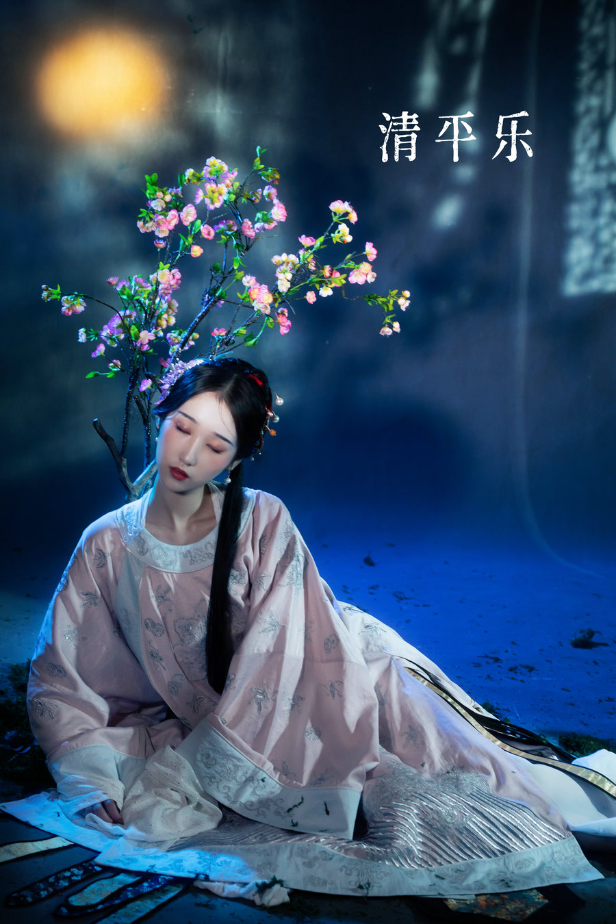 / YITUYU /艺图语 2022.07.09 清平乐 君君 / 19P-282MB / 机构-艺库