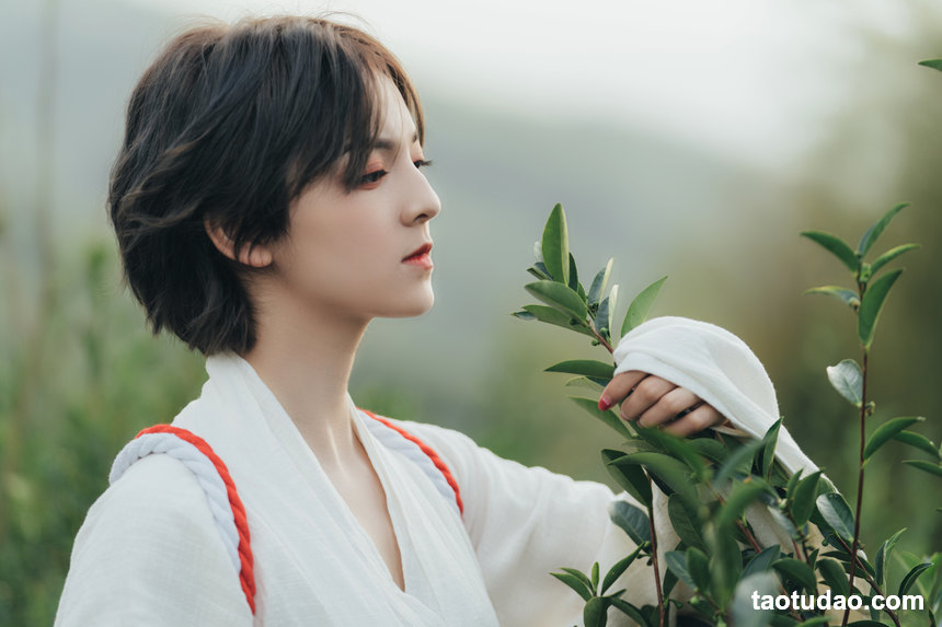 图片[2]-[YITUYU艺图语]2022.02.10 神明少女 dudu[33+1P／319MB]-绅士图