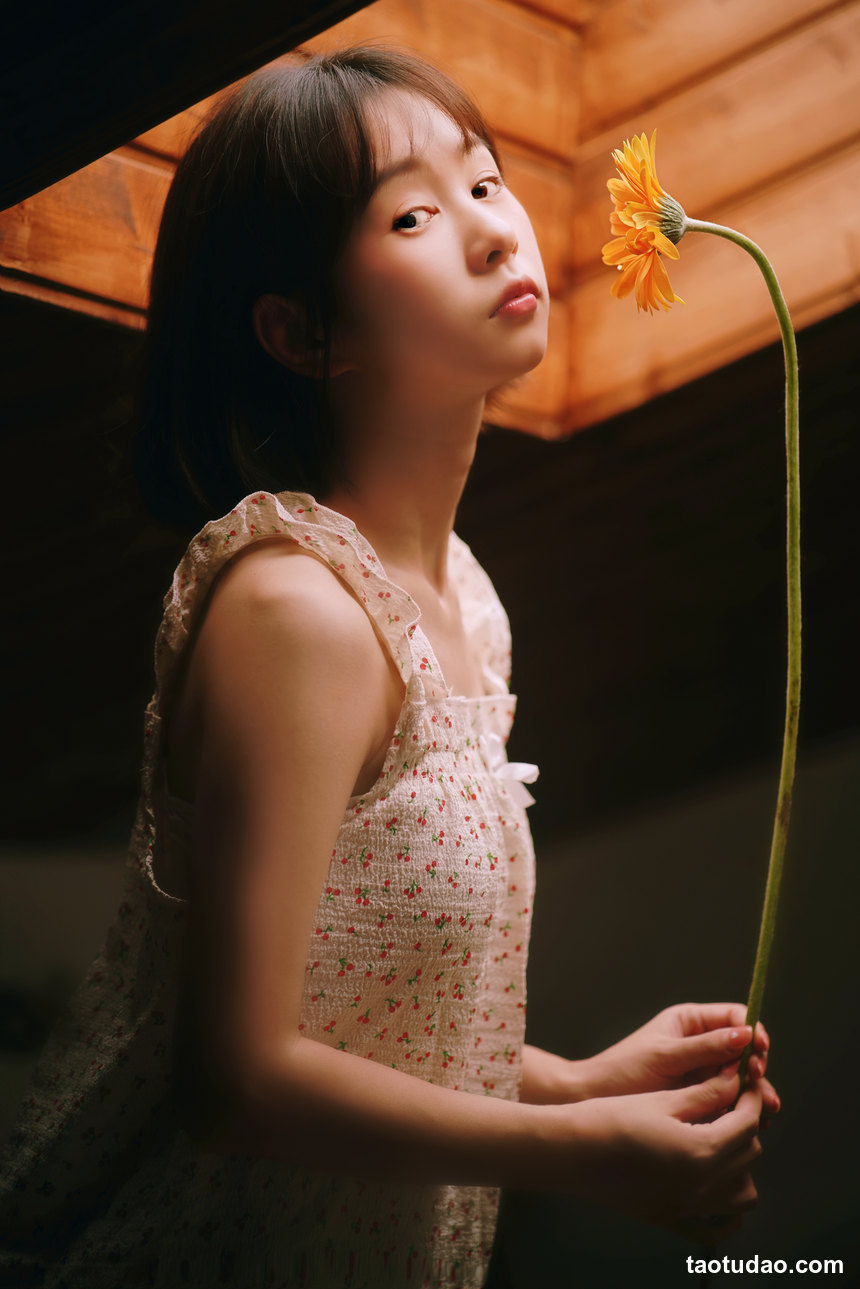 图片[4]-[YITUYU艺图语]2022.08.06 疯狂的鱼缸是我的宇航服，我带上心爱的非洲菊去登月 小微[288+1P／248MB]-绅士图