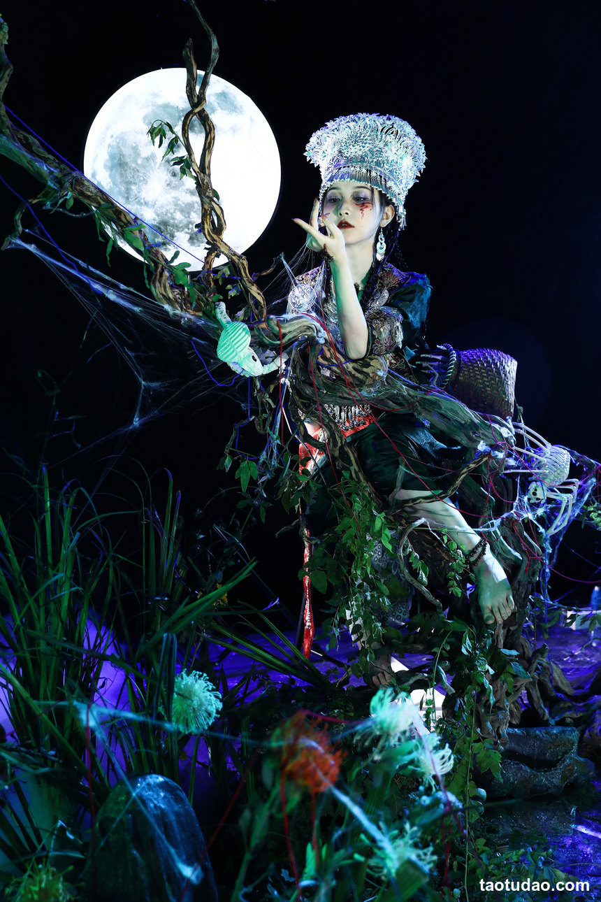 图片[2]-[YITUYU艺图语]2022.09.12 苗疆蛊毒 不及丿[33+1P／589MB]-绅士图