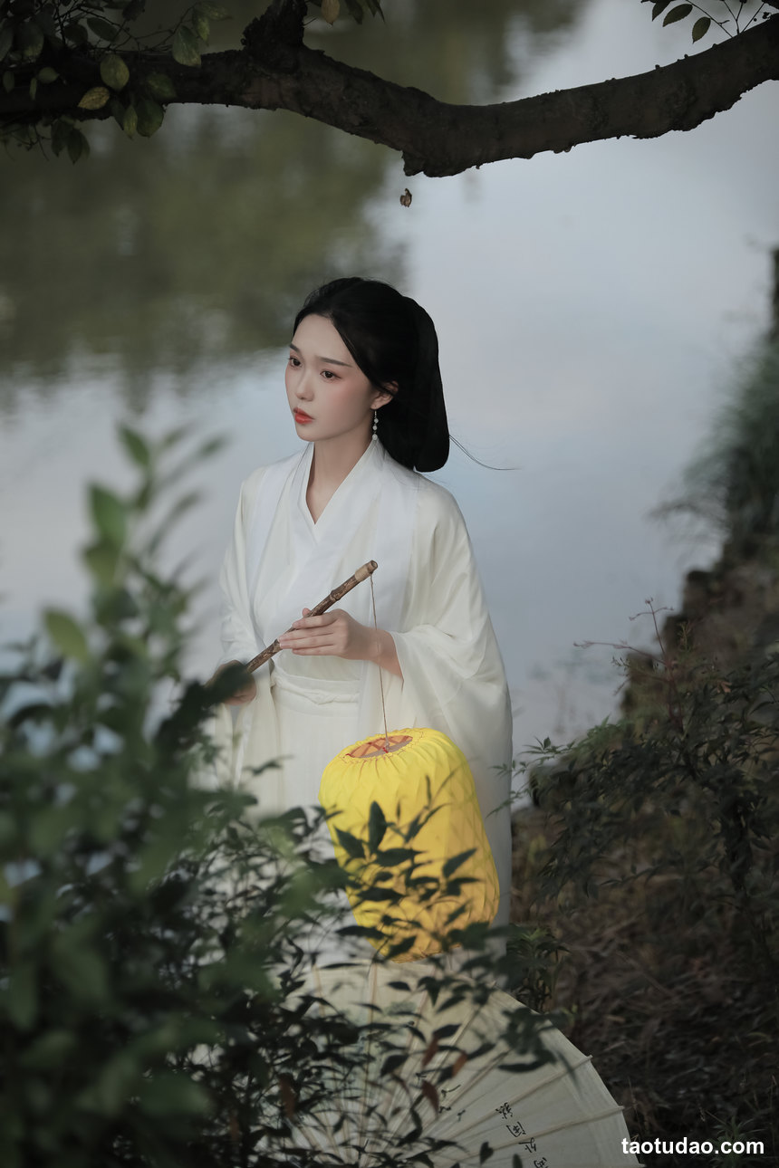 图片[2]-[YITUYU艺图语]2022.08.08 故人何在 可可[22+1P／210MB]-绅士图