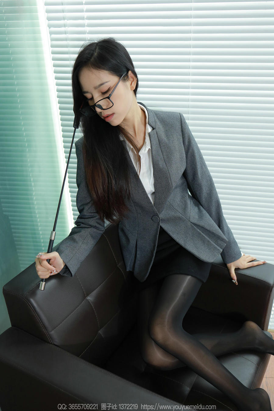 IESS异思趣向 - 模特：美子《麻辣女教师》/ 88P-76MB / 机构-艺库