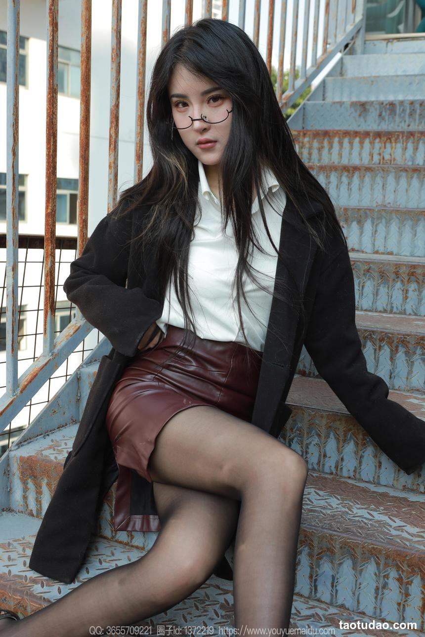 图片[2]-[IESS异思趣向] 2024.12.22 丝享家 1930 小宝《眼镜美女》[91P-121MB]-绅士图