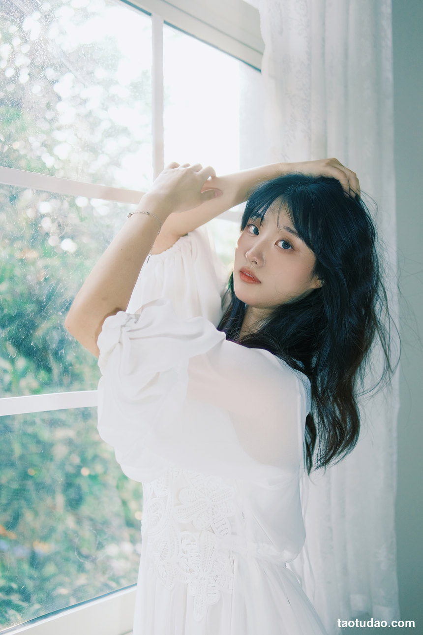 图片[2]-[YITUYU艺图语]2022.11.30 少女心事 rosie[25+1P／183MB]-绅士图