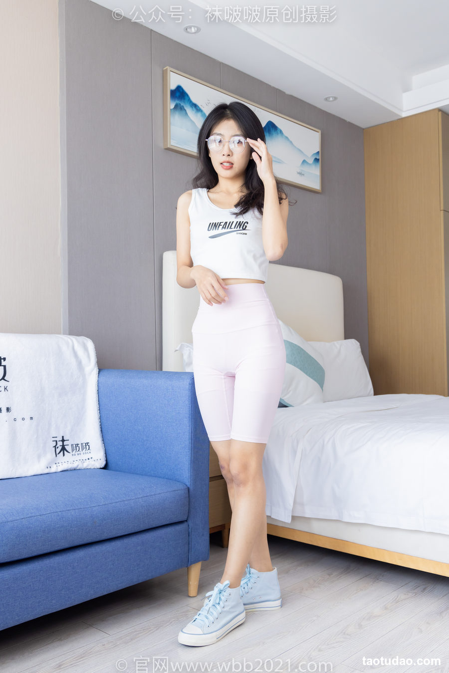 图片[2]-[BoBoSocks袜啵啵]NO.301 奶油-两双板鞋、白棉袜、短黑丝、裸足[240P+1V／8.46GB]-绅士图