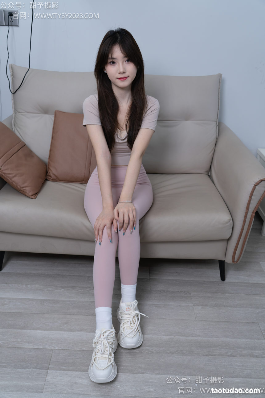 图片[2]-甜予摄影 NO.053 璇璇-瑜伽裤、运动鞋、白棉袜、裸足[149P+2V／11.1GB]-绅士图