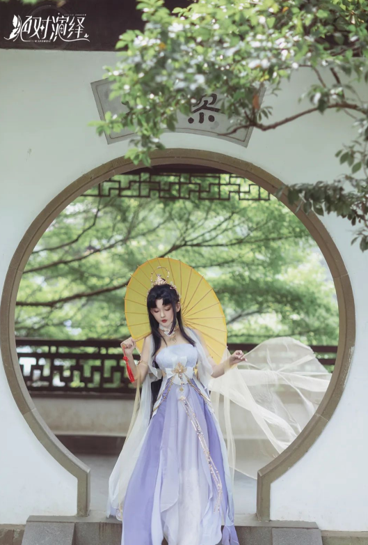 00后coser崛起?大学生cos绝对演绎古风仙女,百万网友在线认老婆
