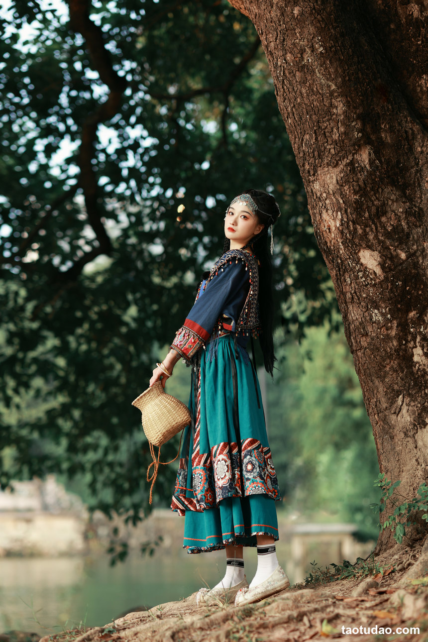 图片[4]-[YITUYU艺图语]2022.11.14 容颜 大歪歪哥[44+1P／364MB]-绅士图