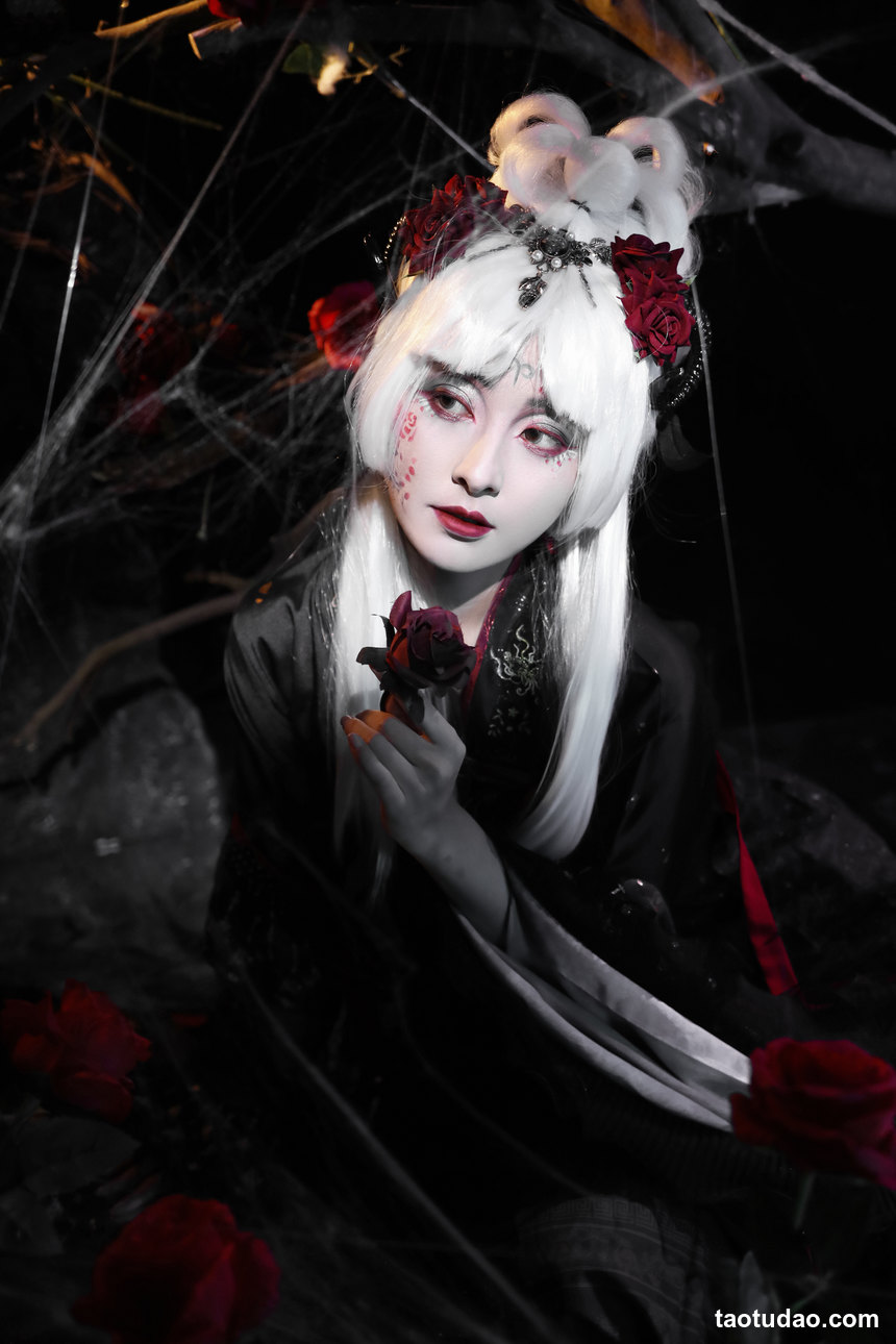 图片[2]-[YITUYU艺图语]2022.07.10 十二星座之白羊座：天使与恶魔 莺莺迟[24+1P／224MB]-绅士图