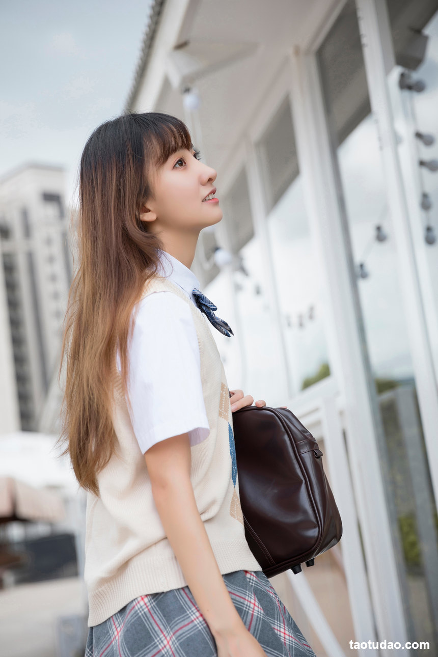 图片[4]-[YITUYU艺图语]2022.06.17 属于JK的夏天 Ria李礼礼[30+1P／480MB]-绅士图