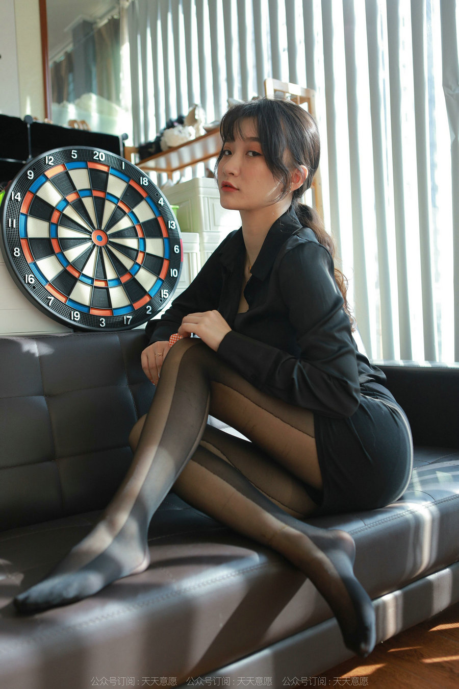 IESS异思趣向 - 模特：秋秋《光影嘿丝》/ 93P-146MB / 机构-艺库