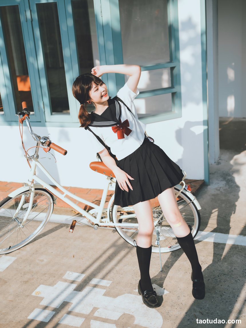 图片[2]-[YITUYU艺图语]2022.06.04 那年喜欢的女孩 _ 其一 河豚抚子[34+1P／714MB]-绅士图