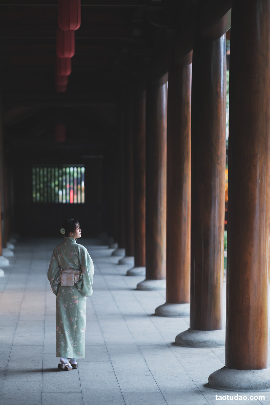 图片[2]-[YITUYU艺图语]2022.06.01 香寒未逐风 鹿哥[23+1P／149MB]-绅士图