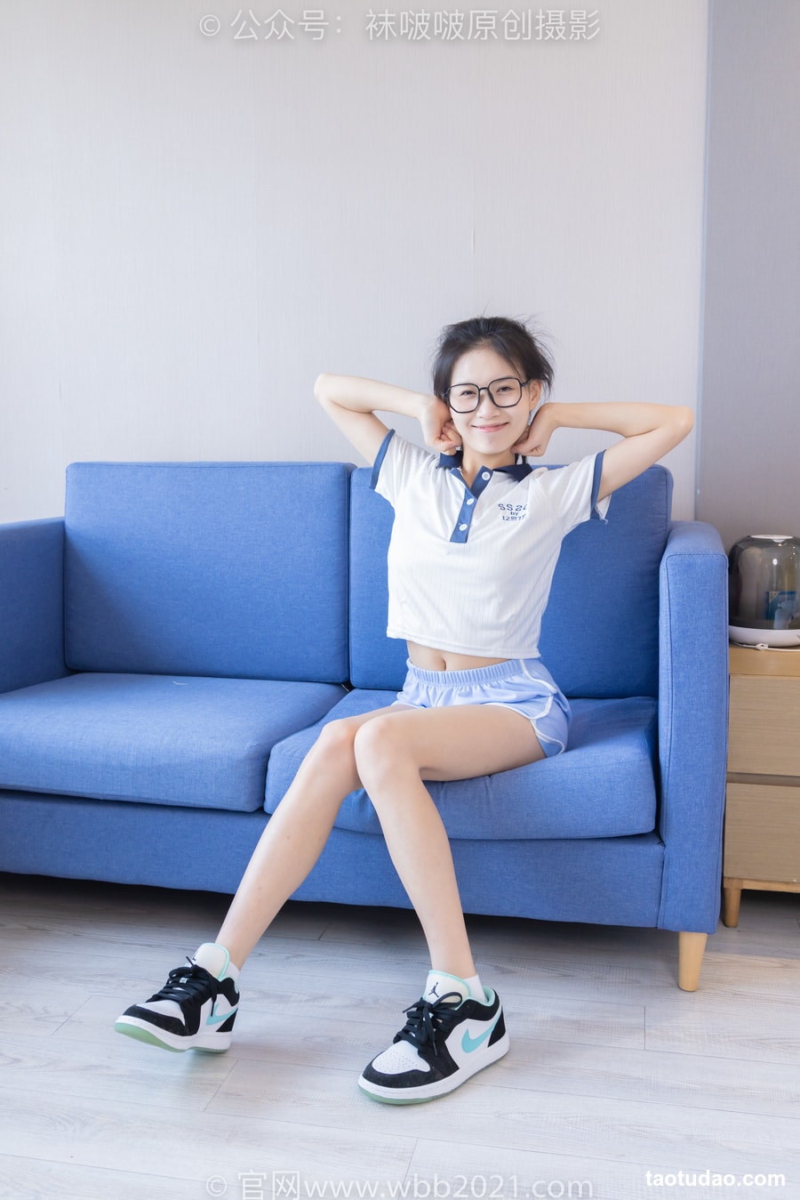 图片[2]-[BoBoSocks袜啵啵]NO.294 芝士-板鞋、白棉袜、裸足[200P+1V／7.43GB]-绅士图