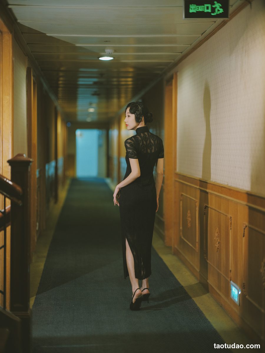 图片[3]-[YITUYU艺图语]2023.02.26 邻家妹妹 猪壳是只居[28+1P／137MB]-绅士图