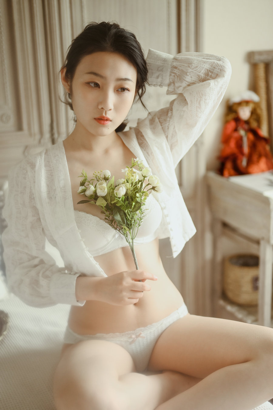 / YALAYI雅拉伊 / 2020.04.25 No.615 闺中处子 沈伊 / 51P728MB / 机构-艺库
