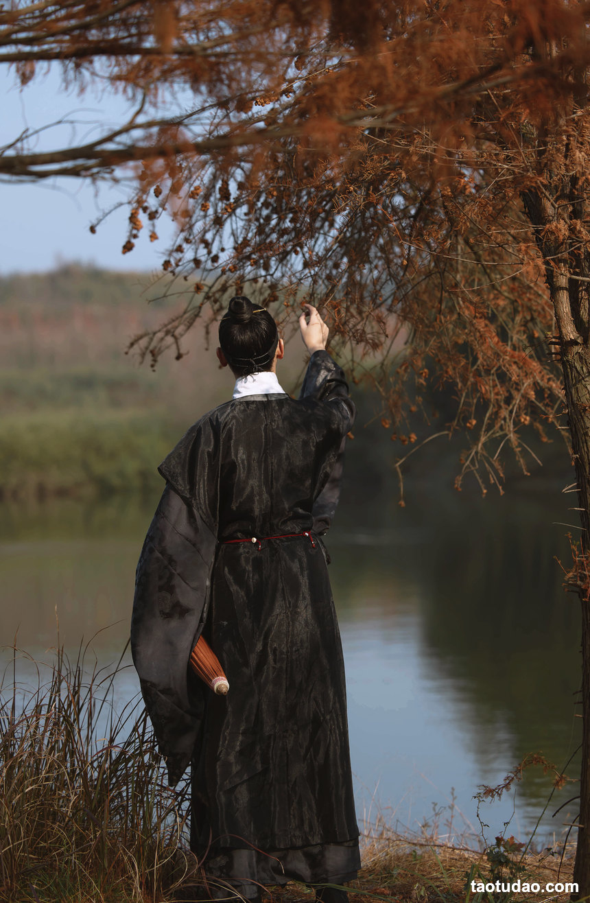 图片[3]-[YITUYU艺图语]2022.04.22 湖隐 庄翰_Roya[17+1P／142MB]-绅士图