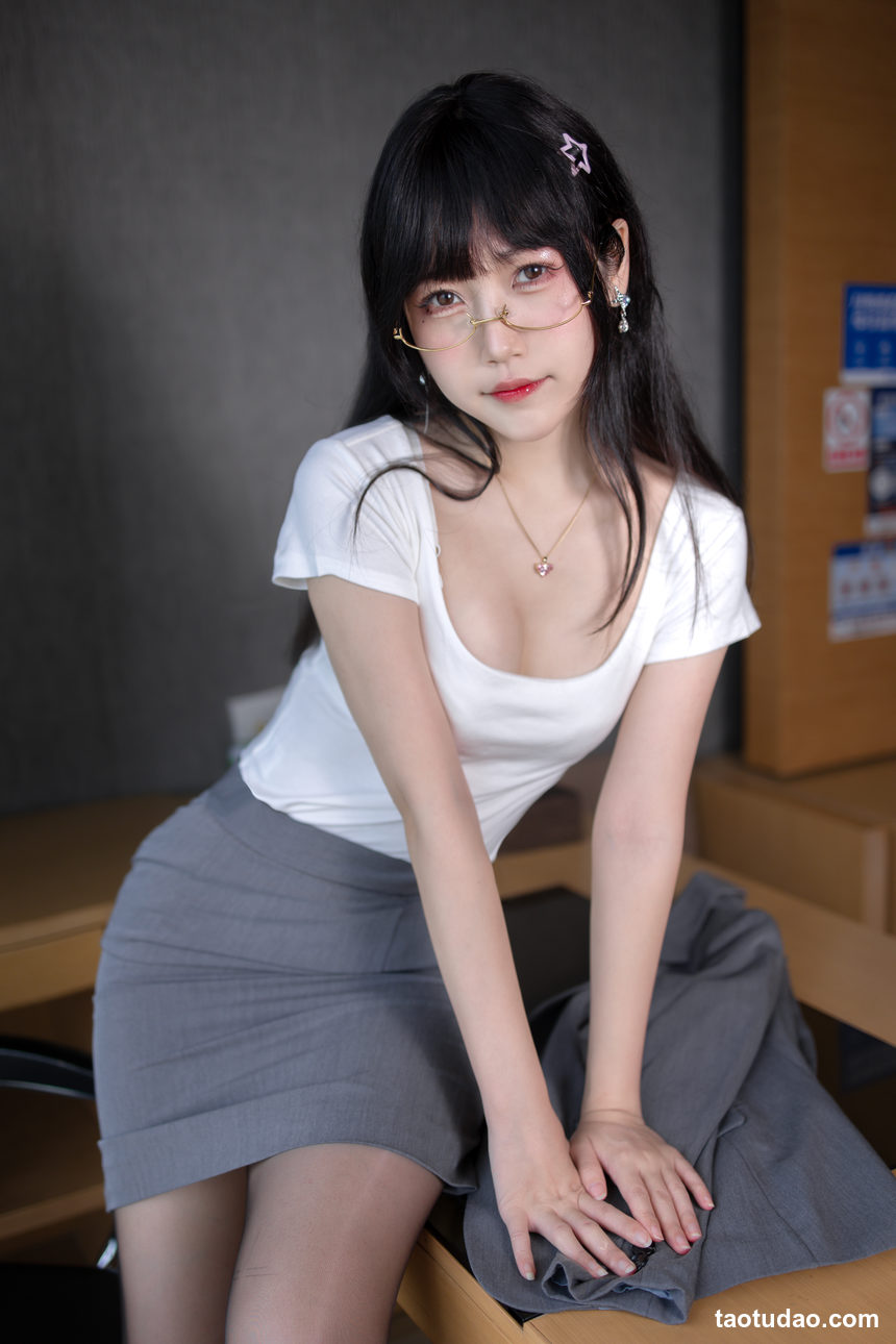 图片[2]-不呆猫 – OL 顶头上司[91P-1V-1.42G]-绅士图