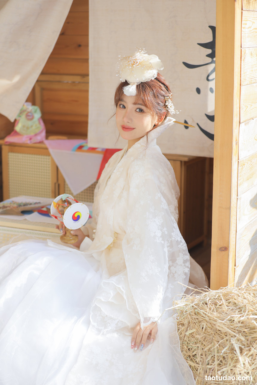 图片[3]-[YITUYU艺图语]2023.01.11 延吉服写真 温思儿vv[22+1P／246MB]-绅士图