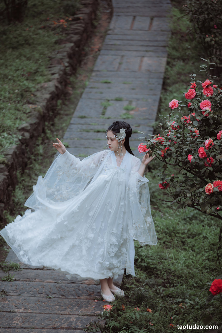 图片[2]-[YITUYU艺图语]2022.04.15 清平乐 瞳人儿[24+1P／420MB]-绅士图